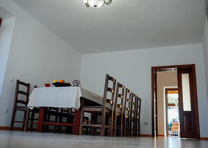 Villa Med\'Ok